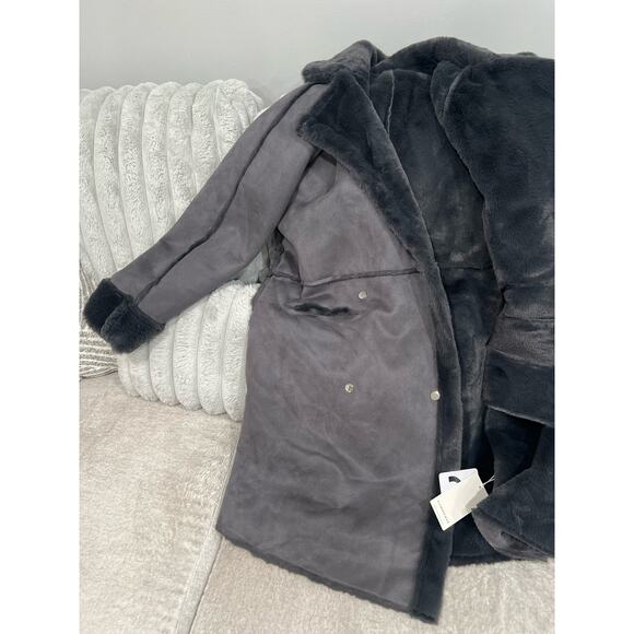 NWT Commense Warm Embrace Fleece Jacket
Size Small - Picture 5 of 5